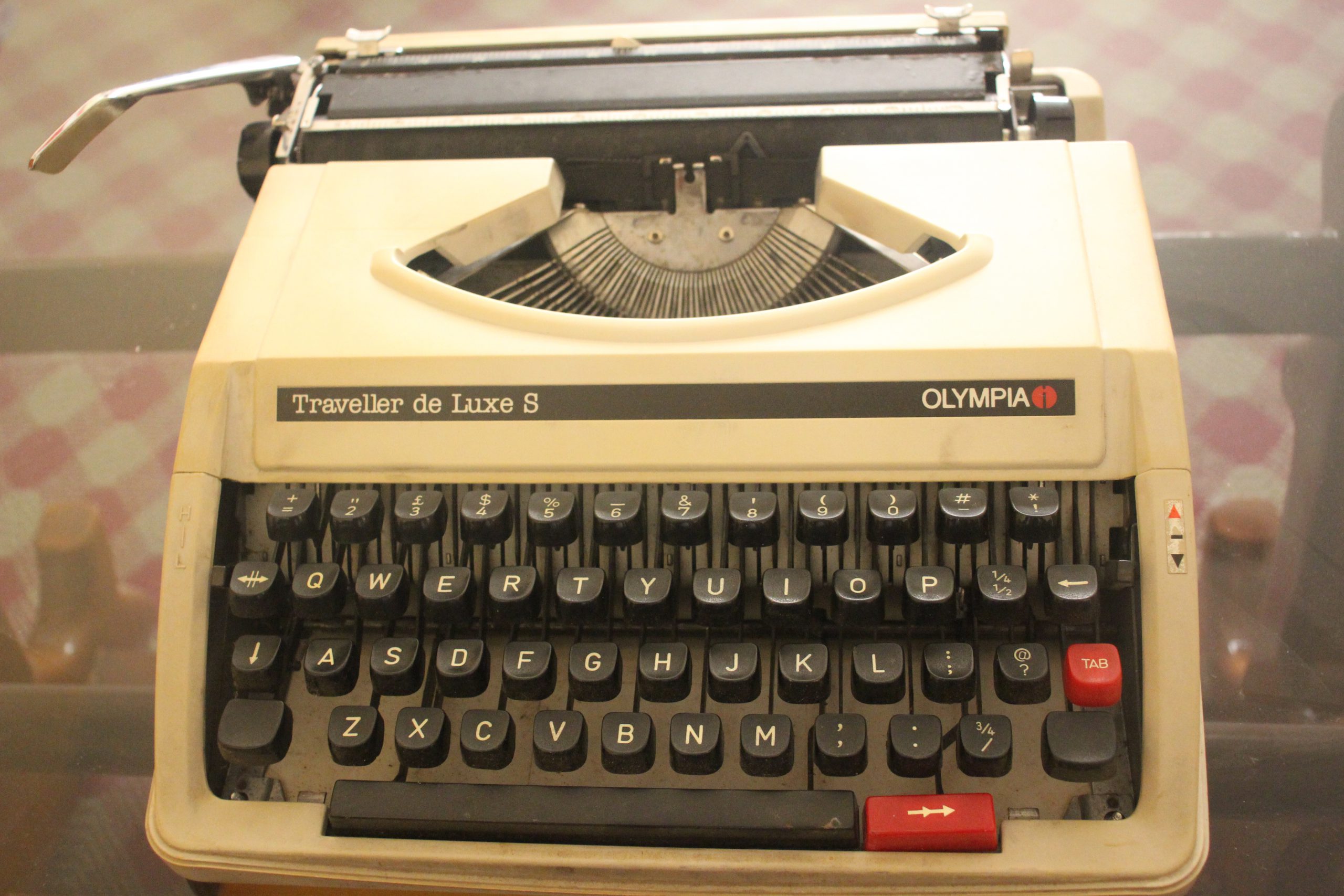 Hand Typewriter